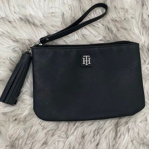 Tommy Hilfiger wristlet